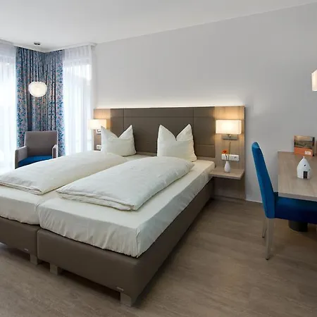 Im Klostereck Strubel-roos 3*